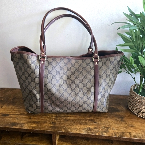 Authentic Gucci Monogram Tote Bag with Brown Accents - Picture 5 of 9